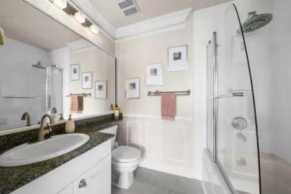 Primary Bathroom Photo of 1906 4132 Halifax Street, Burnaby, BC