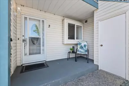 Outdoor Patio Photo of 3 45435 Knight Road, Chilliwack, BC