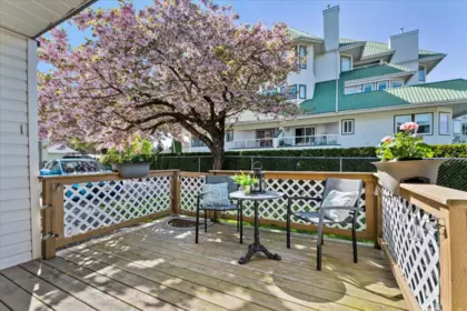 Staircase Photo of 3 45435 Knight Road, Chilliwack, BC