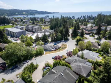 Garden / Landscaping Photo of 5599 Medusa Place, Sechelt, BC