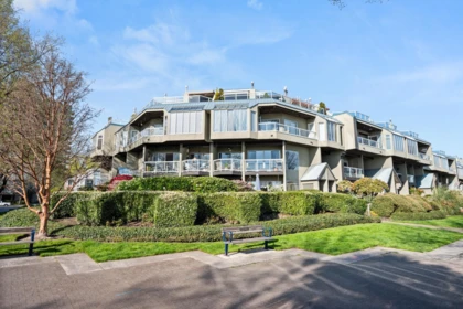 Community Amenities Photo (Clubhouse) of 211 31 Reliance Court, New Westminster, BC
