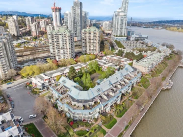 Fitness Center Photo Near 211 31 Reliance Court, New Westminster, BC