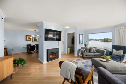 Kitchen Photo of 211 31 Reliance Court, New Westminster, BC