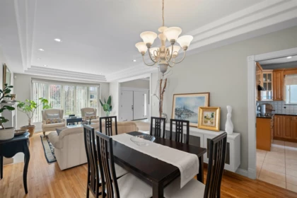 Breakfast Nook Photo of 4127 Oxford Street, Burnaby, BC