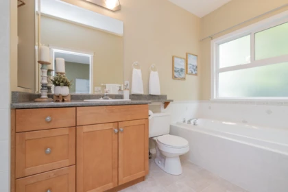 Basement Recreation Room Photo of 21735 47b Avenue, Langley, BC