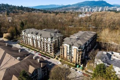 Front Yard Photo of 311 2465 Wilson Avenue, Port Coquitlam, BC