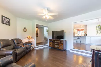 Kitchen Photo of 9328 Larkspur Avenue, Mission, BC