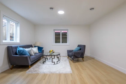 Hallway Photo of 7707 197 Street, Langley, BC