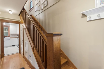 Primary Bedroom Photo of 905 Third Avenue, New Westminster, BC
