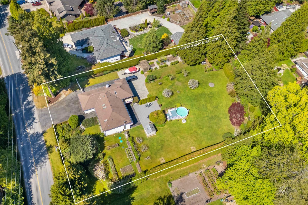 Exterior Rear Photo of 7904 Redrooffs Road, Halfmoon Bay, BC