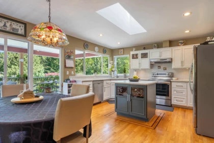 Office / Den Photo of 7904 Redrooffs Road, Halfmoon Bay, BC