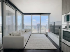 3211 4720 Lougheed Highway, Burnaby, BC