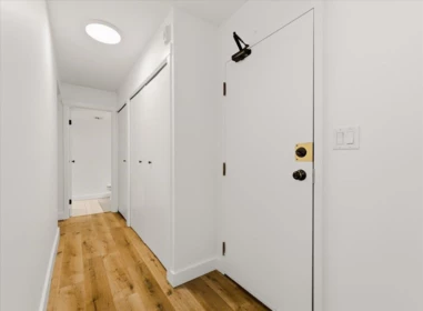 Hallway Photo of 102 235 W 4th Street, North Vancouver, BC