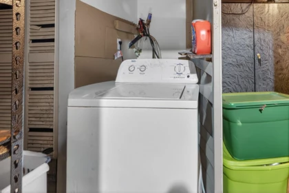 Garage Interior Photo of 7576 140 Street, Surrey, BC