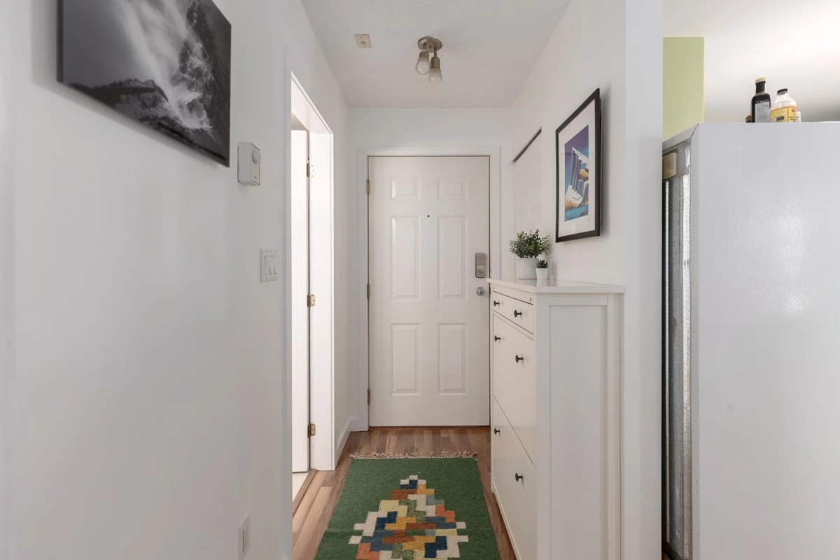 Family Room Photo of A101 40100 Willow Crescent, Squamish, BC