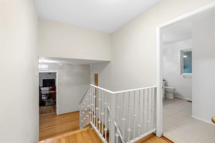 Entry Foyer Photo of 315 Stevens Drive, West Vancouver, BC