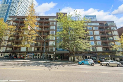 Loft / Bonus Room Photo of 313 1330 Burrard Street, Vancouver, BC