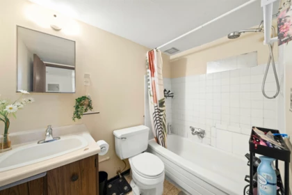 Powder Room Photo of 313 1330 Burrard Street, Vancouver, BC