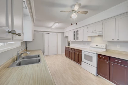 Kitchen Photo of 8505 Howard Crescent, Chilliwack, BC