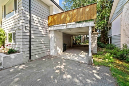 Hot Tub / Spa Photo of 924 Garrow Drive, Port Moody, BC