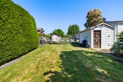 Front Yard Photo of 23 45640 Watson Road, Chilliwack, BC