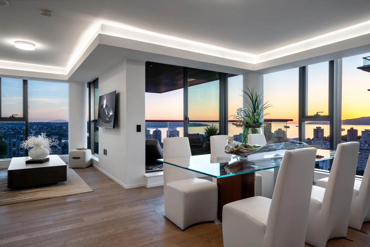 Dining Area Photo of 2901 1408 Robson Street, Vancouver, BC