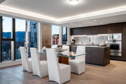 Kitchen Island Photo of 2901 1408 Robson Street, Vancouver, BC