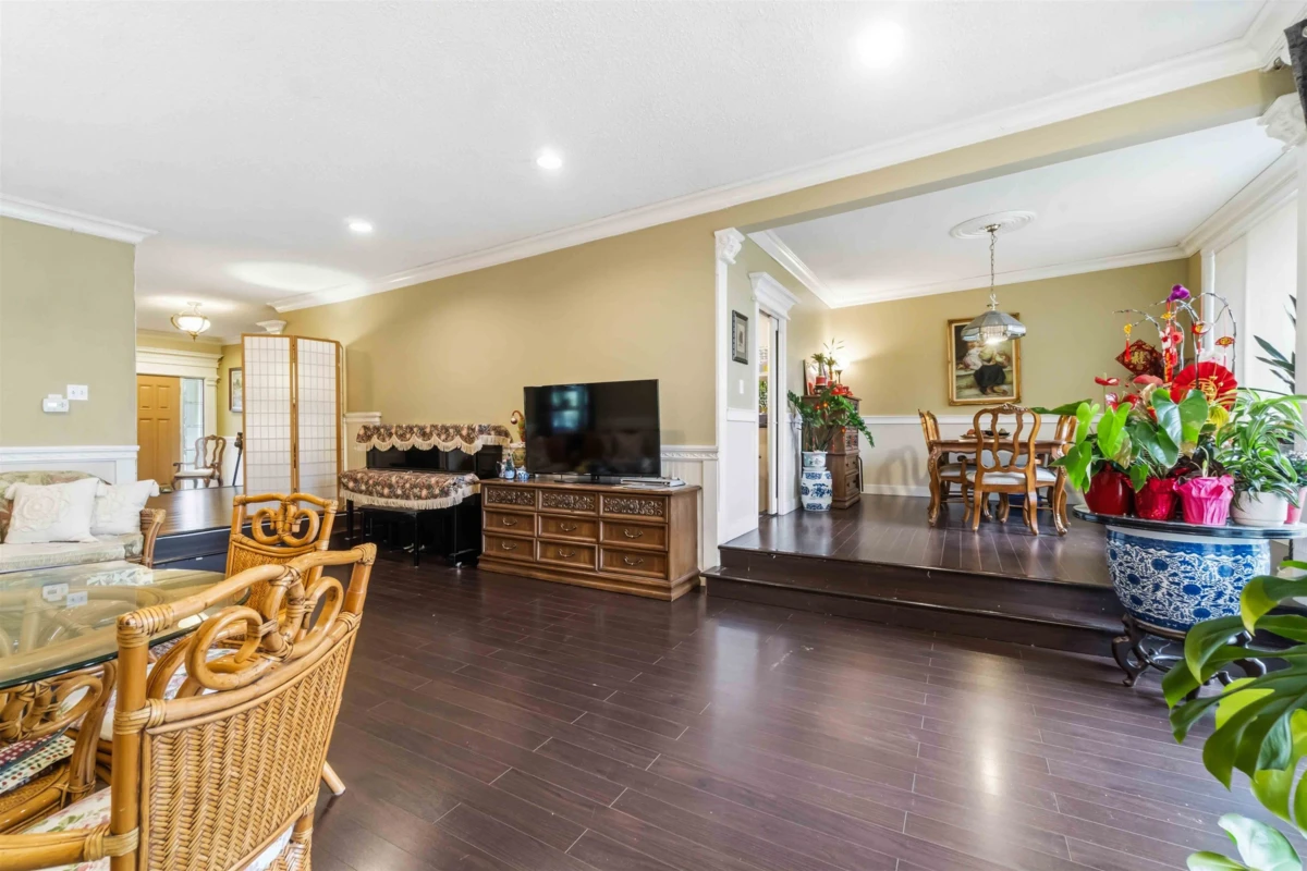 Family Room Photo of 6389 Fremlin Street, Vancouver, BC