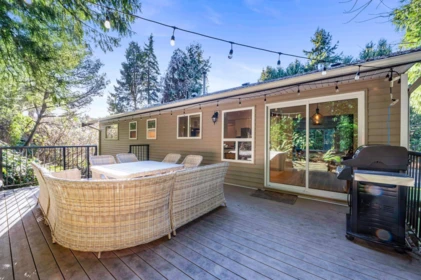 Backyard Photo of 2722 Bayview Street, Surrey, BC
