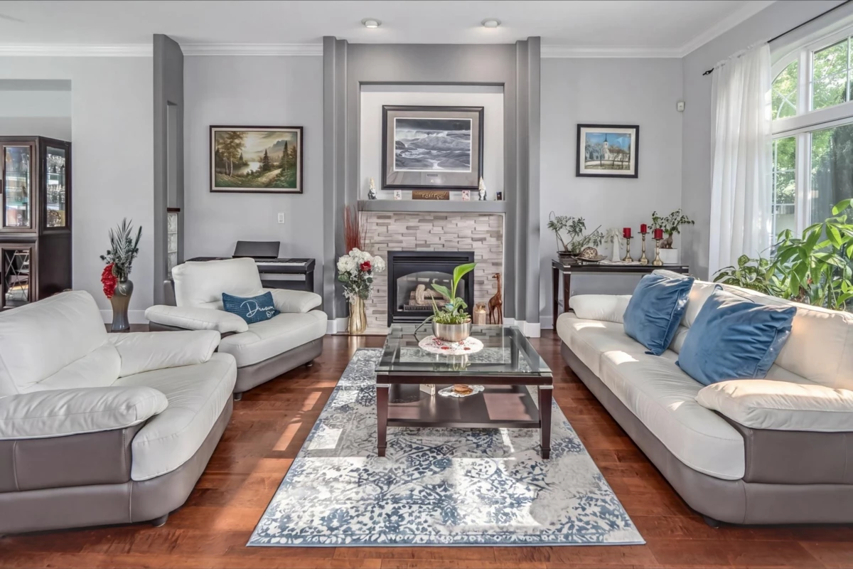 Dining Area Photo of 18488 63a Avenue, Surrey, BC