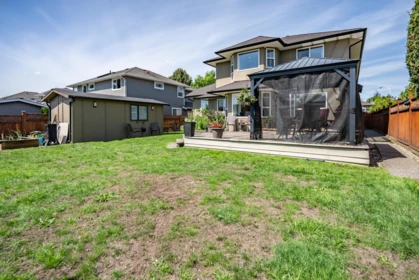 Outdoor Kitchen Photo of 18488 63a Avenue, Surrey, BC