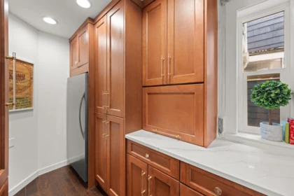 Guest Bathroom Photo of 24244 60 Avenue, Langley, BC