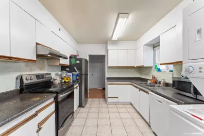 Primary Bathroom Photo of 7373 Culloden Street, Vancouver, BC