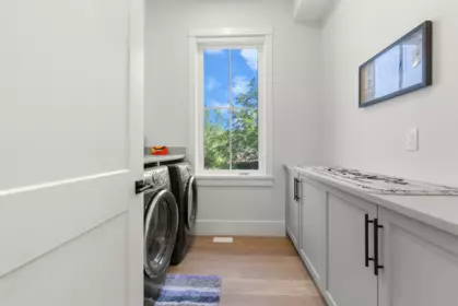Powder Room Photo of 4567 Maysfield Crescent, Langley, BC