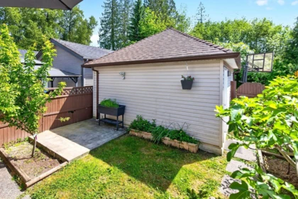 Backyard Photo of 24282 101a Avenue, Maple Ridge, BC