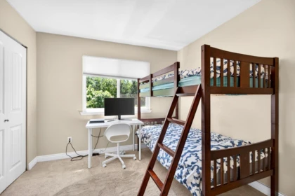 Basement Recreation Room Photo of 24282 101a Avenue, Maple Ridge, BC