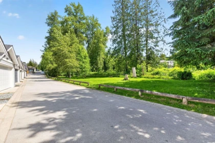 Hot Tub / Spa Photo of 24282 101a Avenue, Maple Ridge, BC