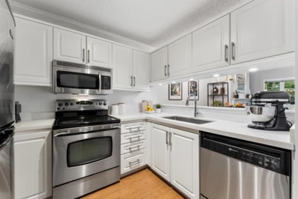 Primary Bedroom Photo of 105 2256 W 7th Avenue, Vancouver, BC