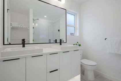 Hallway Photo of 159 24951 112 Avenue, Maple Ridge, BC
