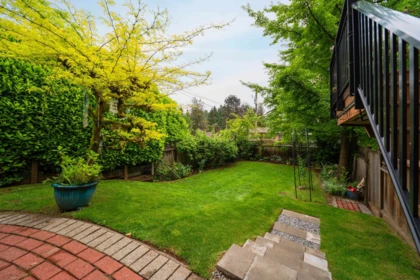 Swimming Pool Photo of 1030 Mathers Avenue, West Vancouver, BC
