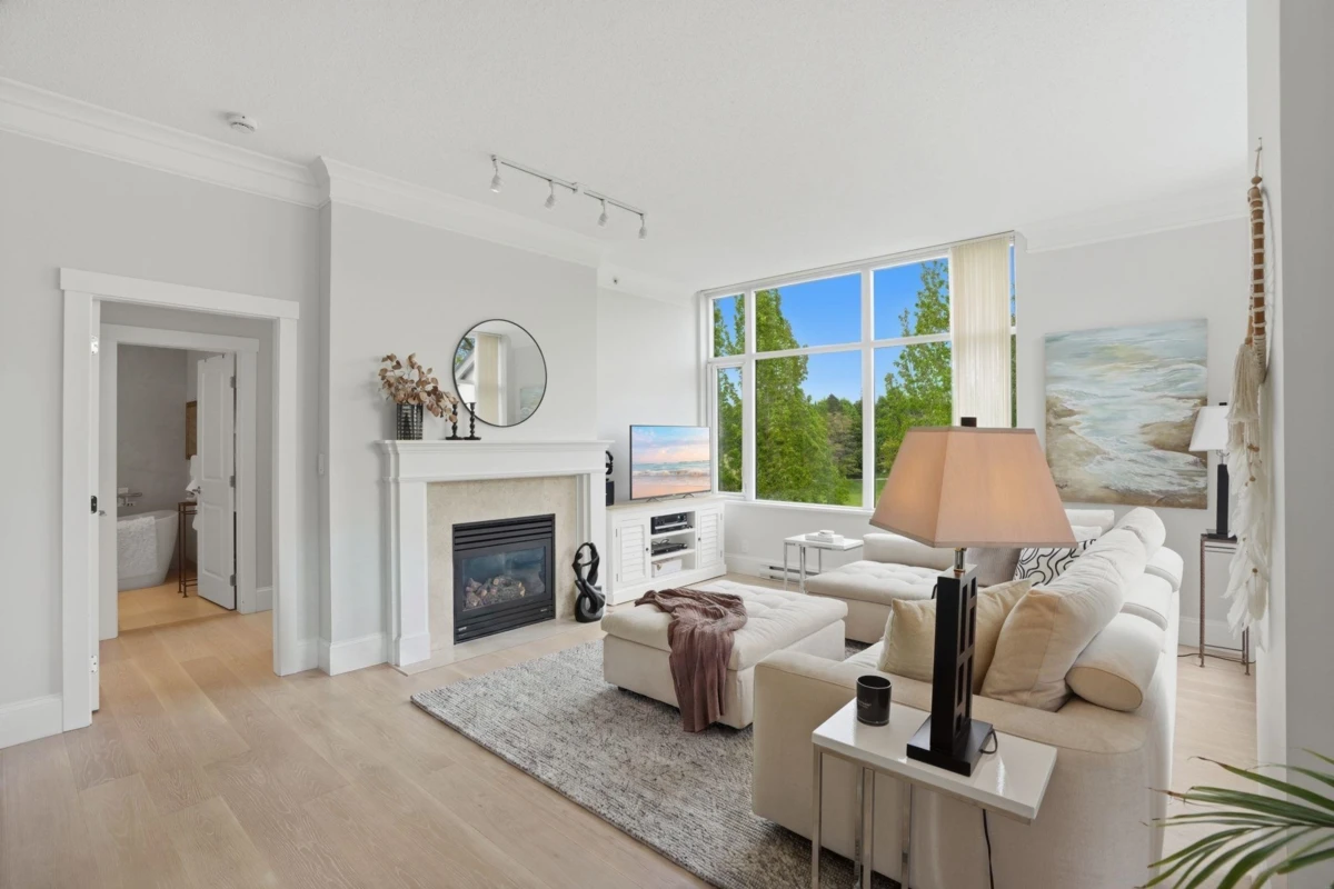 Living Room Photo of PH711 4759 Valley Drive, Vancouver, BC