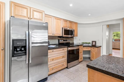 Breakfast Nook Photo of 1211 Chartwell Drive, West Vancouver, BC