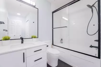 Powder Room Photo of 79 620 Queens Avenue, New Westminster, BC