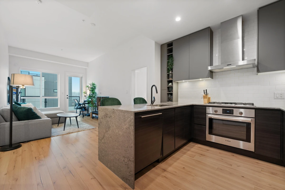 Living Room Photo of 621 3131 Murray Street, Port Moody, BC