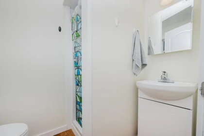 Guest Bathroom Photo of 1498 Tideview Road, Gibsons, BC