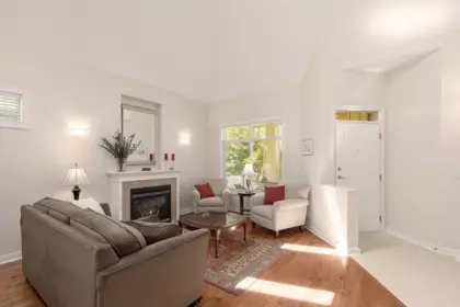 Breakfast Nook Photo of 45 14968 24 Avenue, Surrey, BC