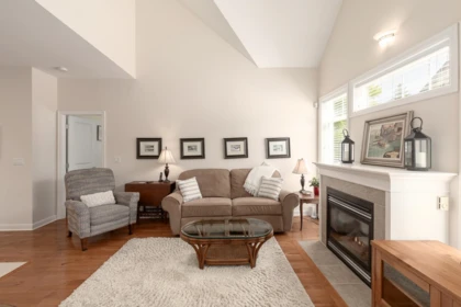 Mudroom Photo of 45 14968 24 Avenue, Surrey, BC