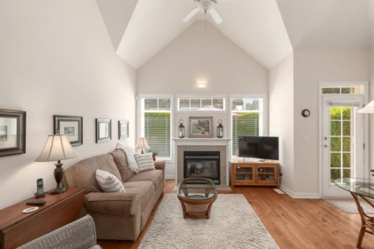 Office / Den Photo of 45 14968 24 Avenue, Surrey, BC