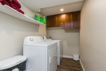 Powder Room Photo of 33944 Mccrimmon Drive, Abbotsford, BC