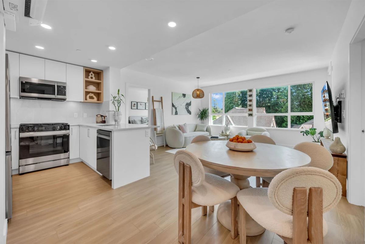 Dining Area Photo of 417 723 Grover Avenue, Coquitlam, BC